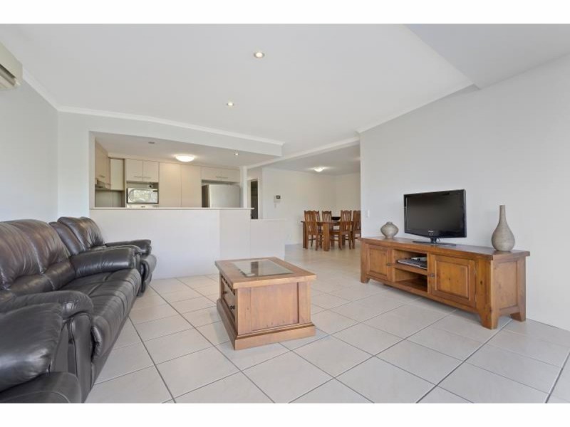 102/6 Victoria Parade, Rockhampton City QLD 4700